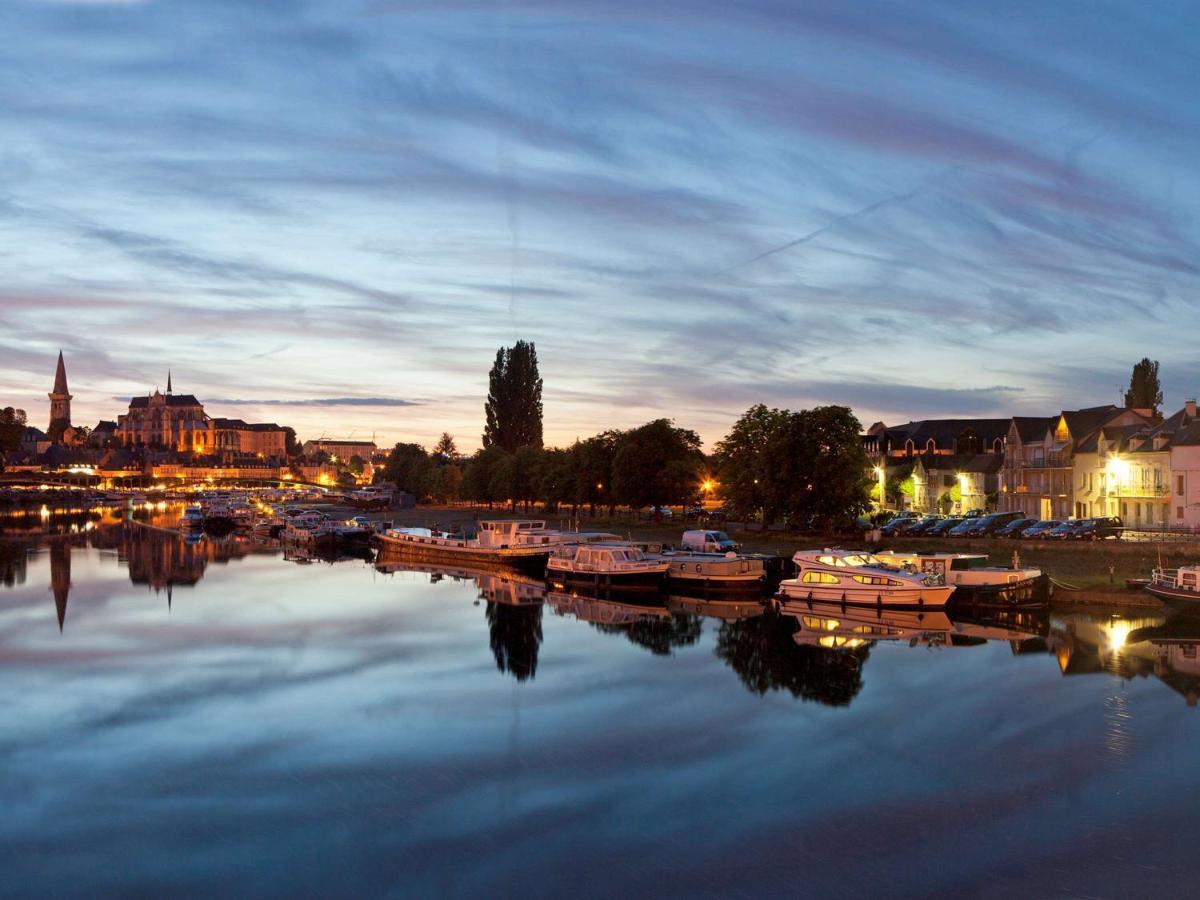 Отель Ibis Auxerre Centre Экстерьер фото