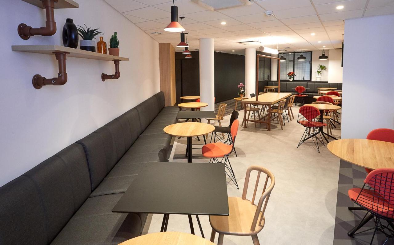 Отель Ibis Auxerre Centre Экстерьер фото