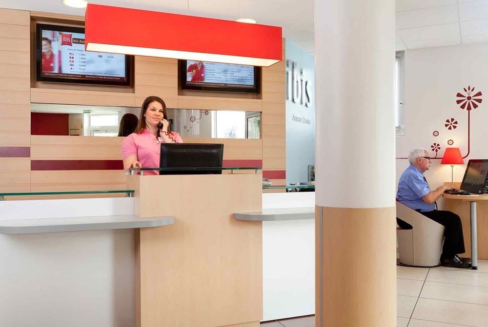 Отель Ibis Auxerre Centre Экстерьер фото