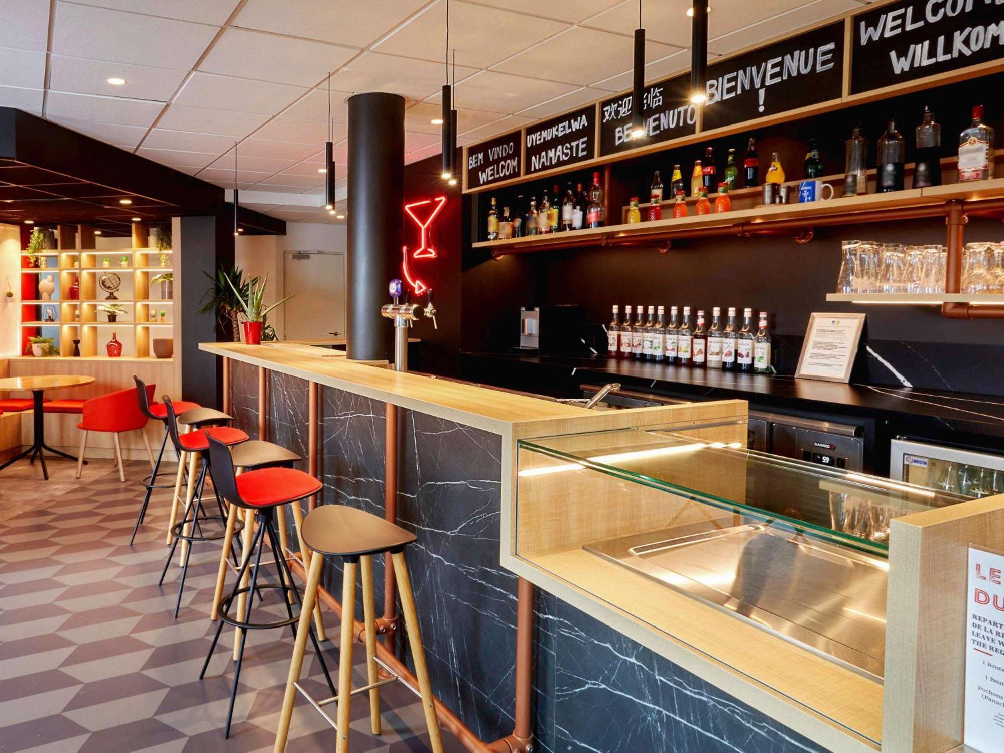 Отель Ibis Auxerre Centre Экстерьер фото
